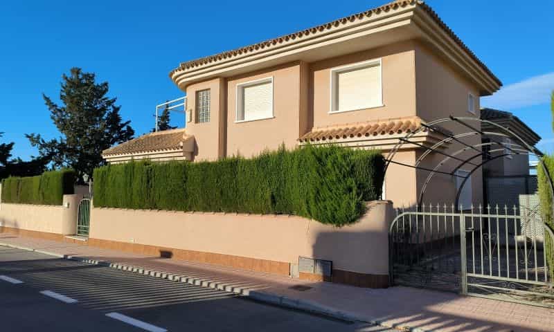 Huis in Torrevieja, Valencia 12335308