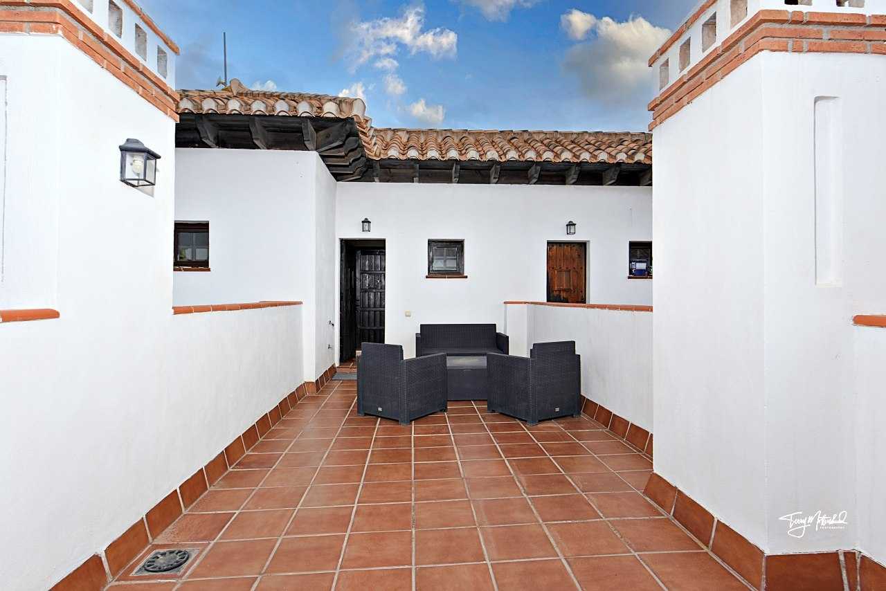Condominium in Velez de Benaudalla, Andalusia 12335890
