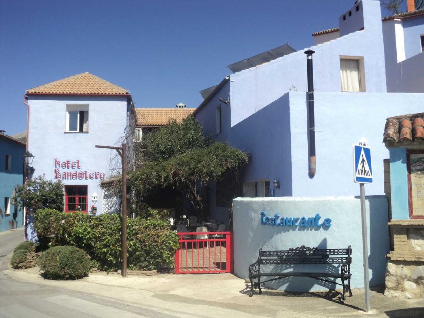 Perindustrian dalam Juzcar, Andalusia 12335912