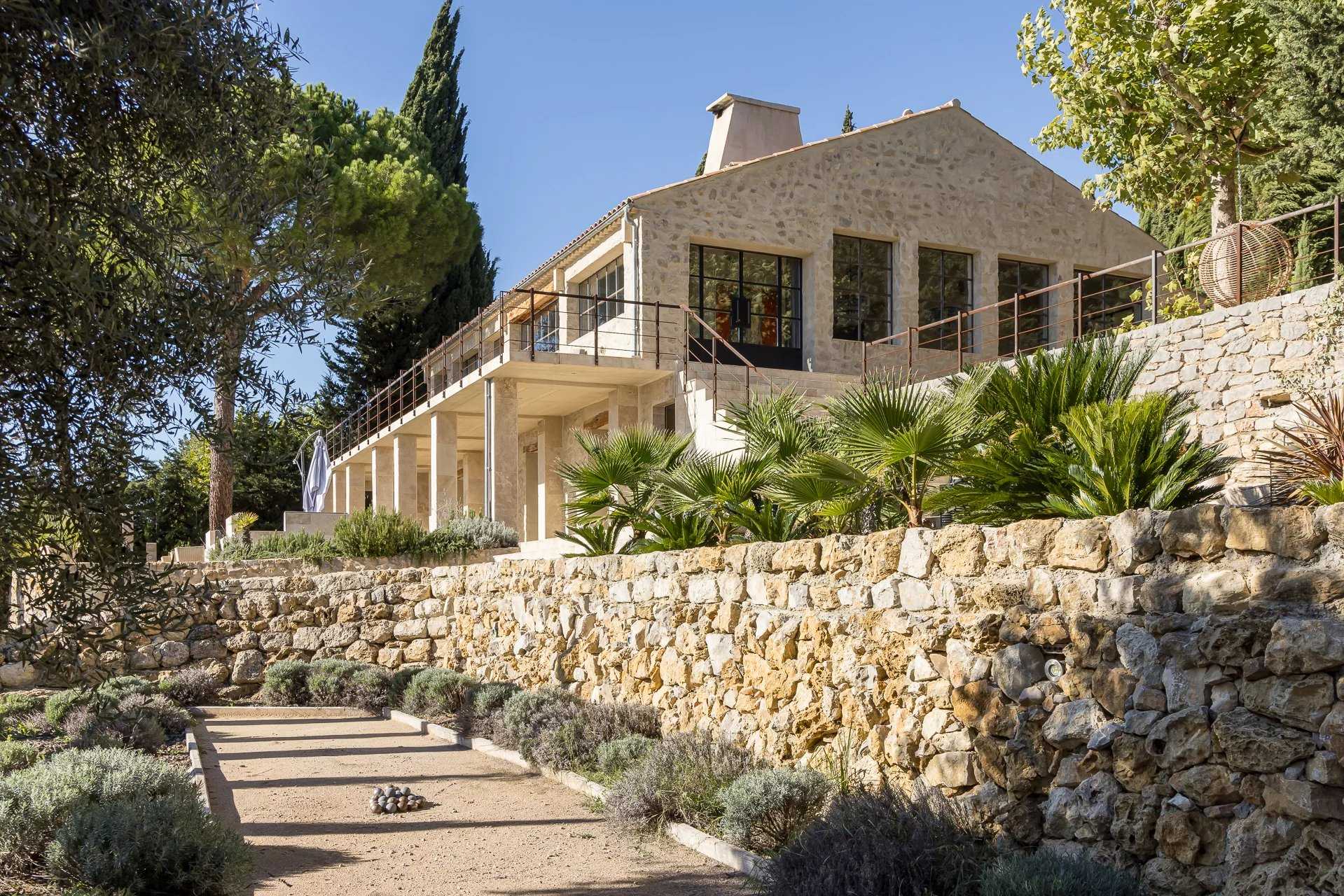 σπίτι σε Montauroux, Provence-Alpes-Cote d'Azur 12337268