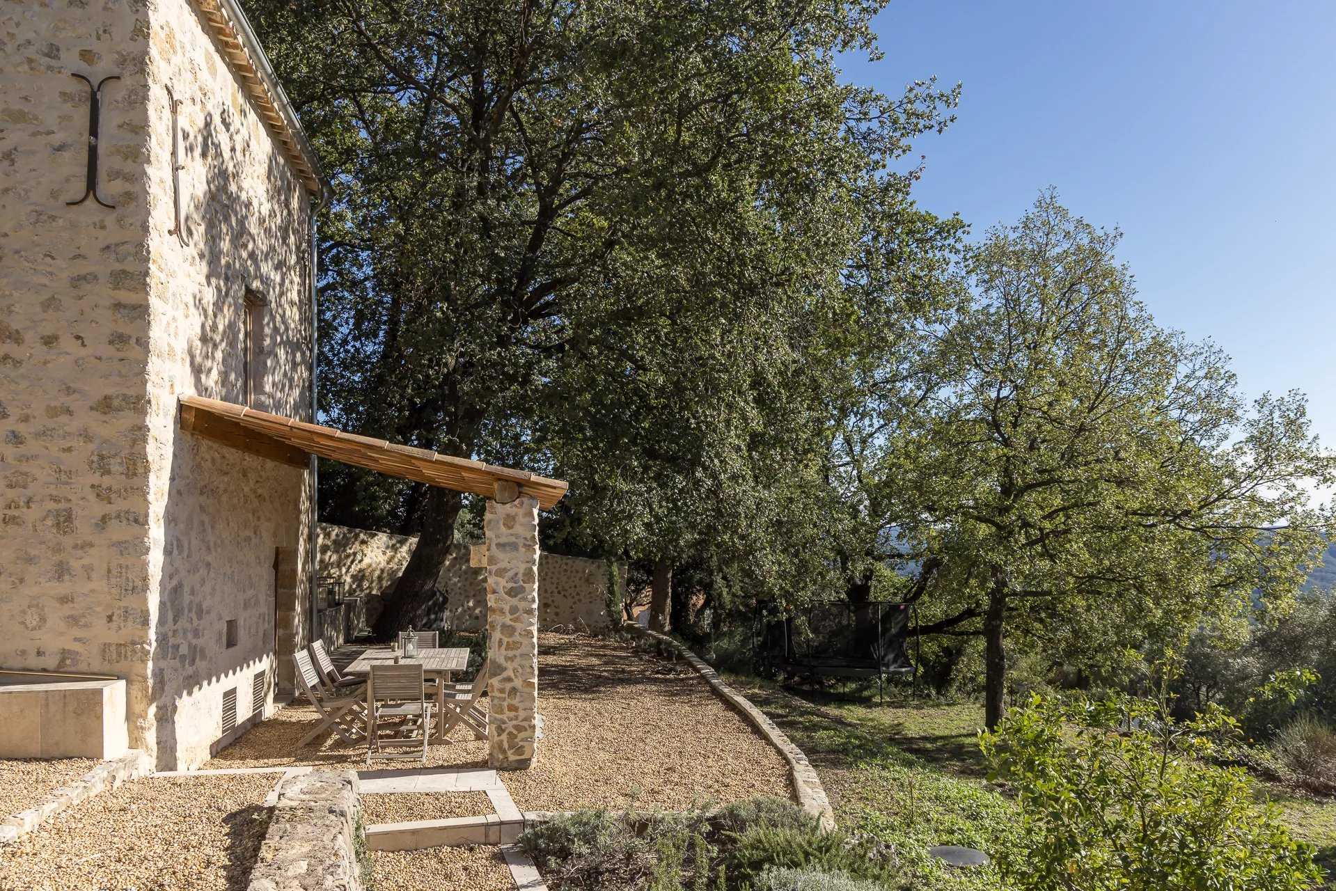 casa no Montauroux, Provence-Alpes-Côte d'Azur 12337268