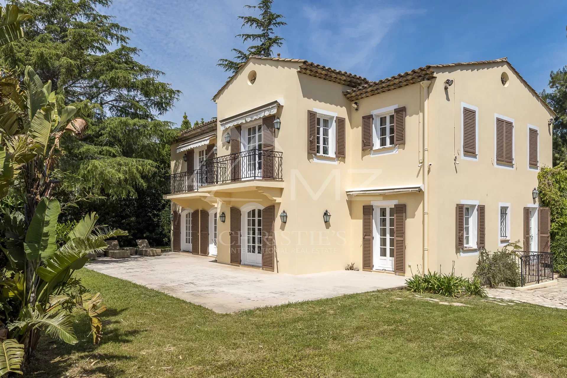 casa no Saint-Jean-Cap-Ferrat, Provença-Alpes-Costa Azul 12338232