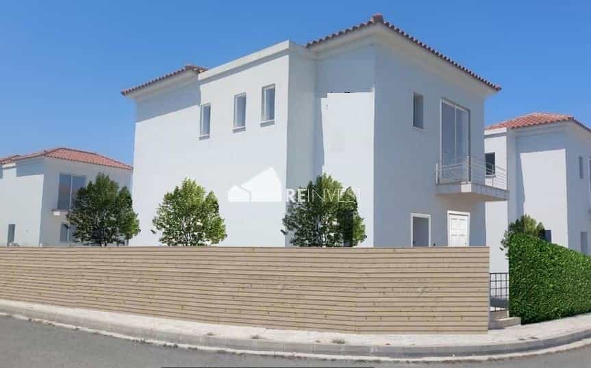 Haus im Dromolaxie, Larnaka 12338428