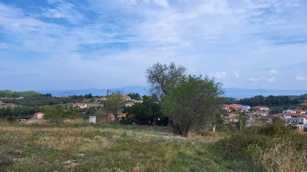 Tierra en Neos Marmaras, Kentriki Macedonia 12338468