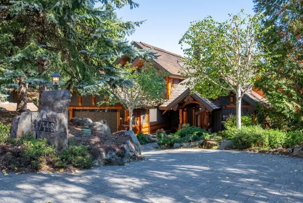 rumah dalam Whistler, British Columbia 12339729
