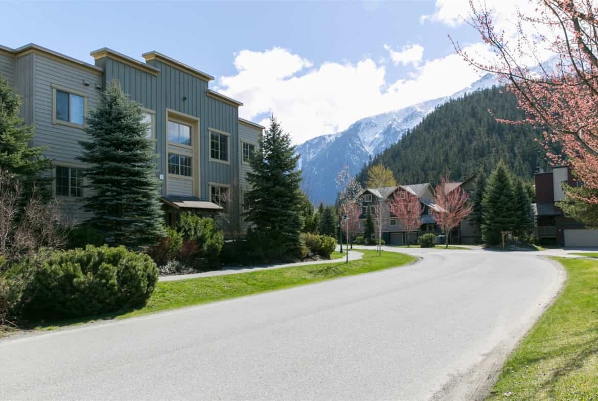 Condominium in Pemberton, British Columbia 12339753