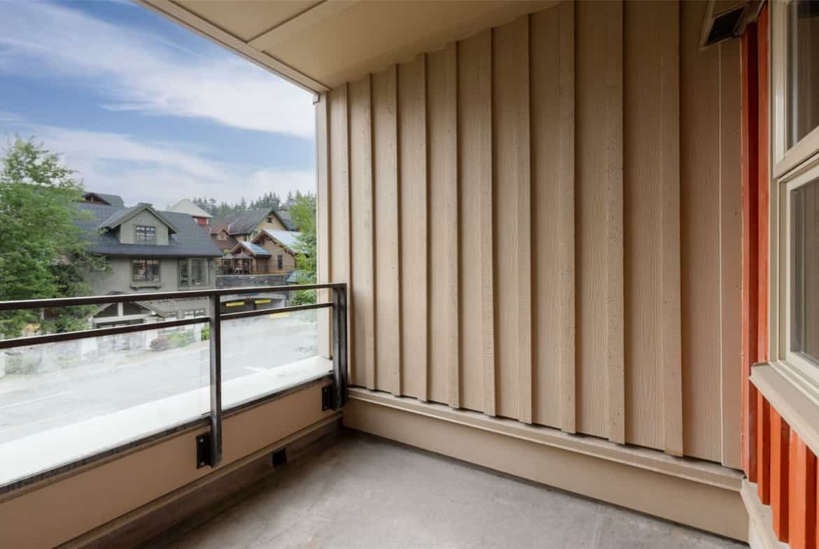 Condominium in Whistler, British Columbia 12339783