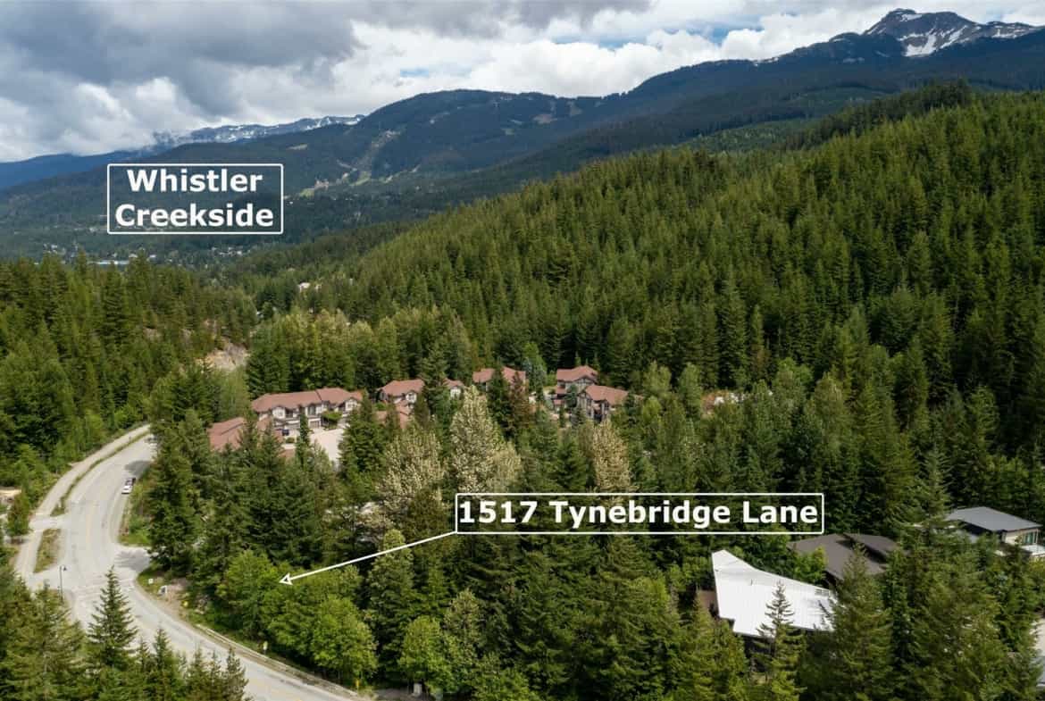 Land i Whistler, British Columbia 12339801