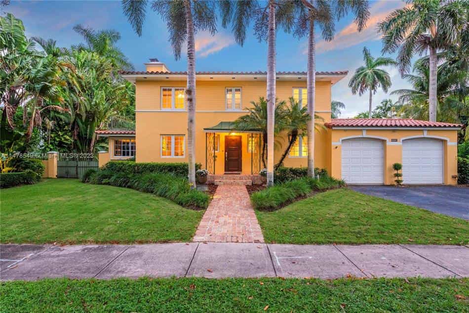 Eigentumswohnung im West Miami, Florida 12339922
