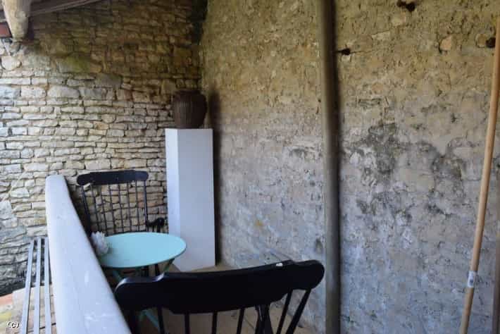 Huis in Verteuil-sur-Charente, Nouvelle-Aquitaine 12340247