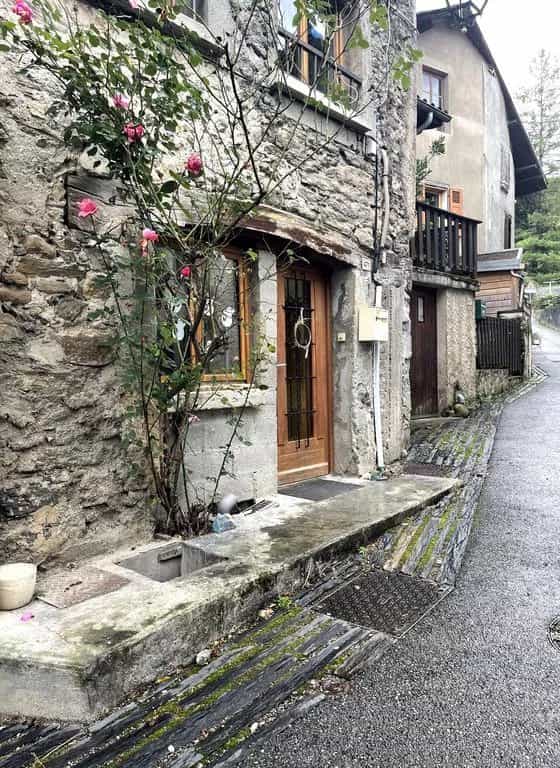Huis in Tencin, Auvergne-Rhône-Alpes 12340805