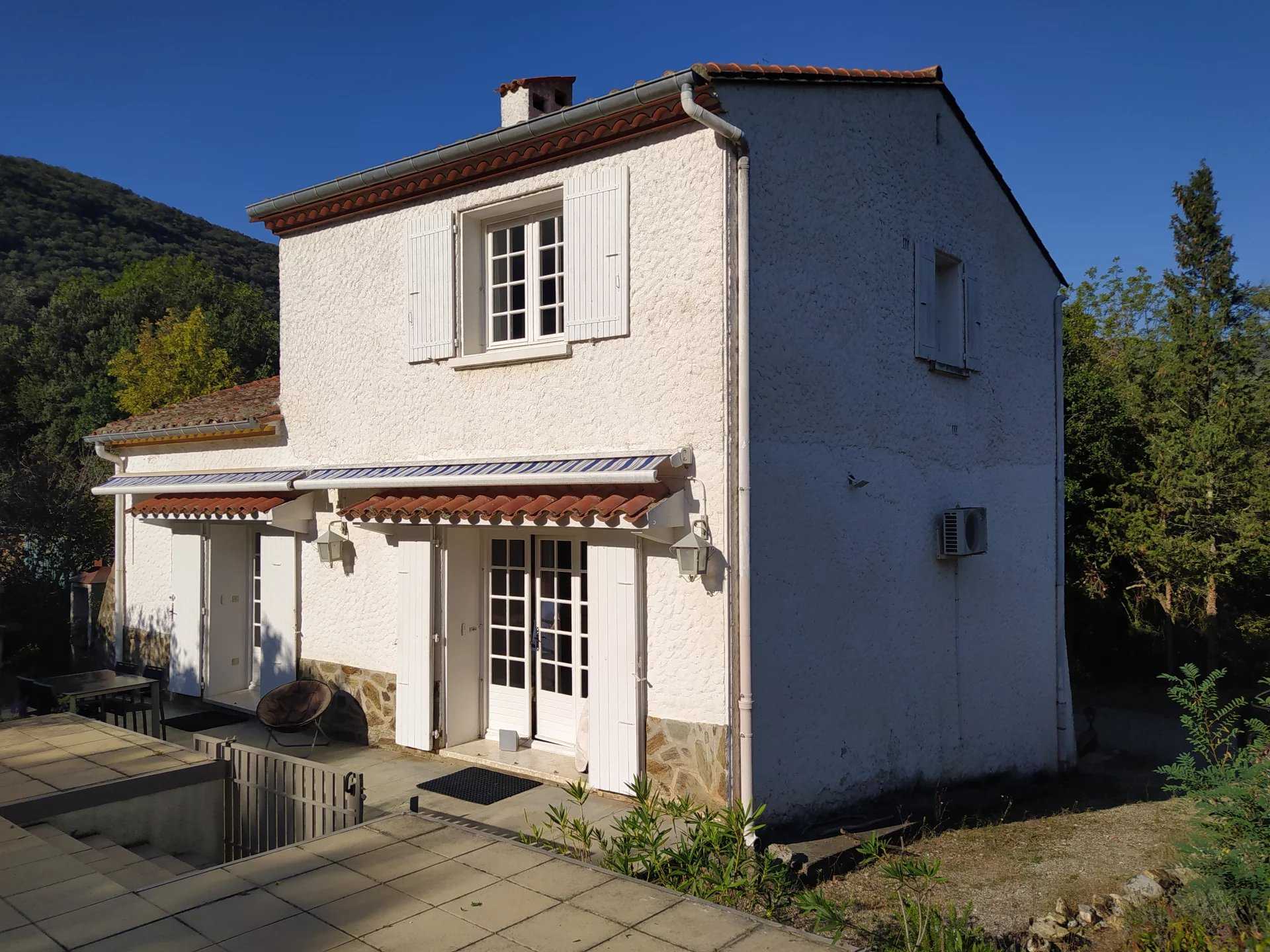 Rumah di Reynès, Pyrénées-Orientales 12340865