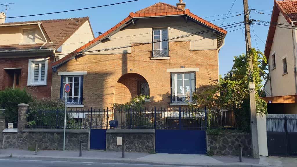 casa no La Courneuve, Ile de france 12341012