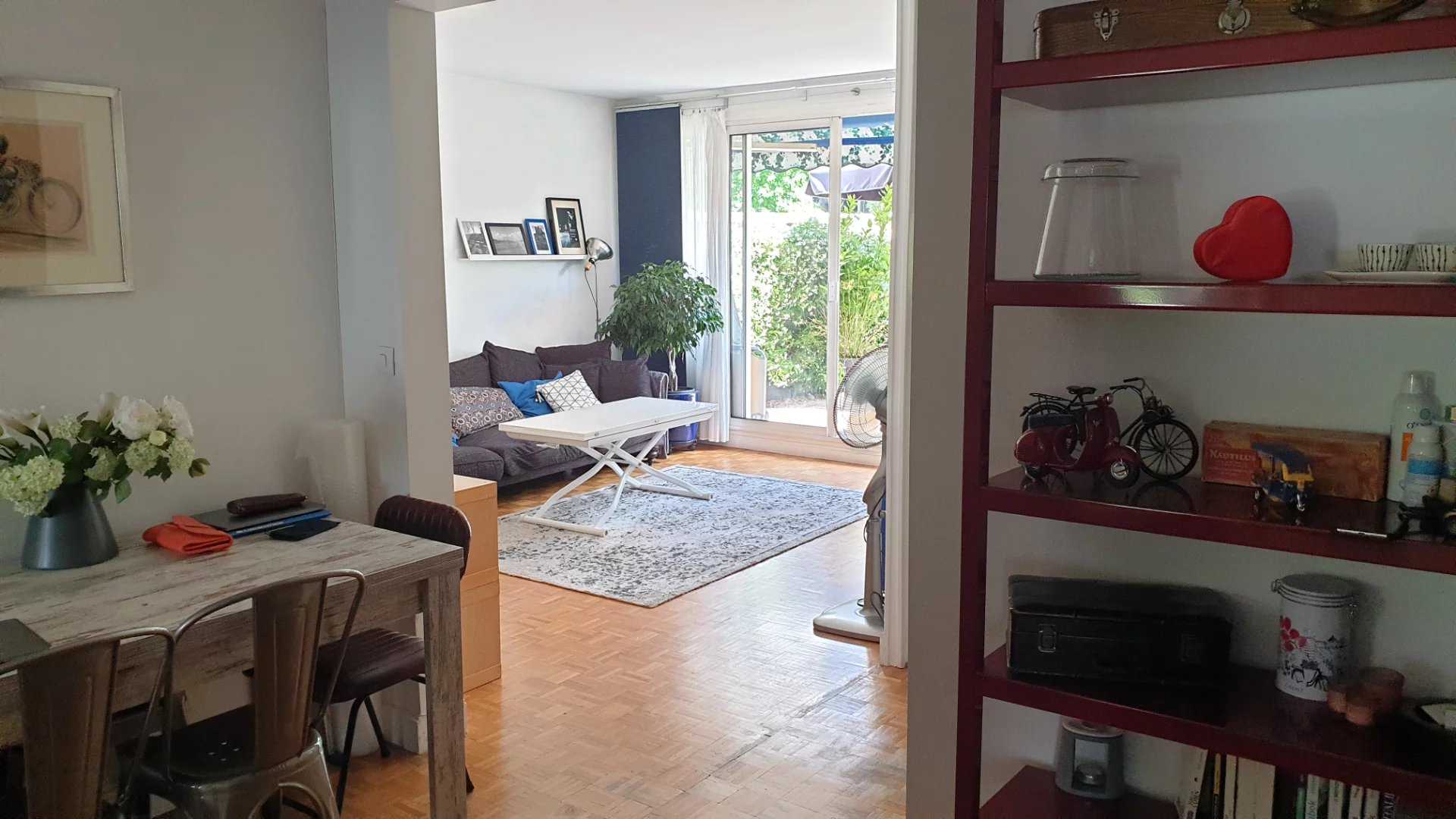 公寓 在 勒瓦卢瓦-佩雷, 法兰西岛 12341020