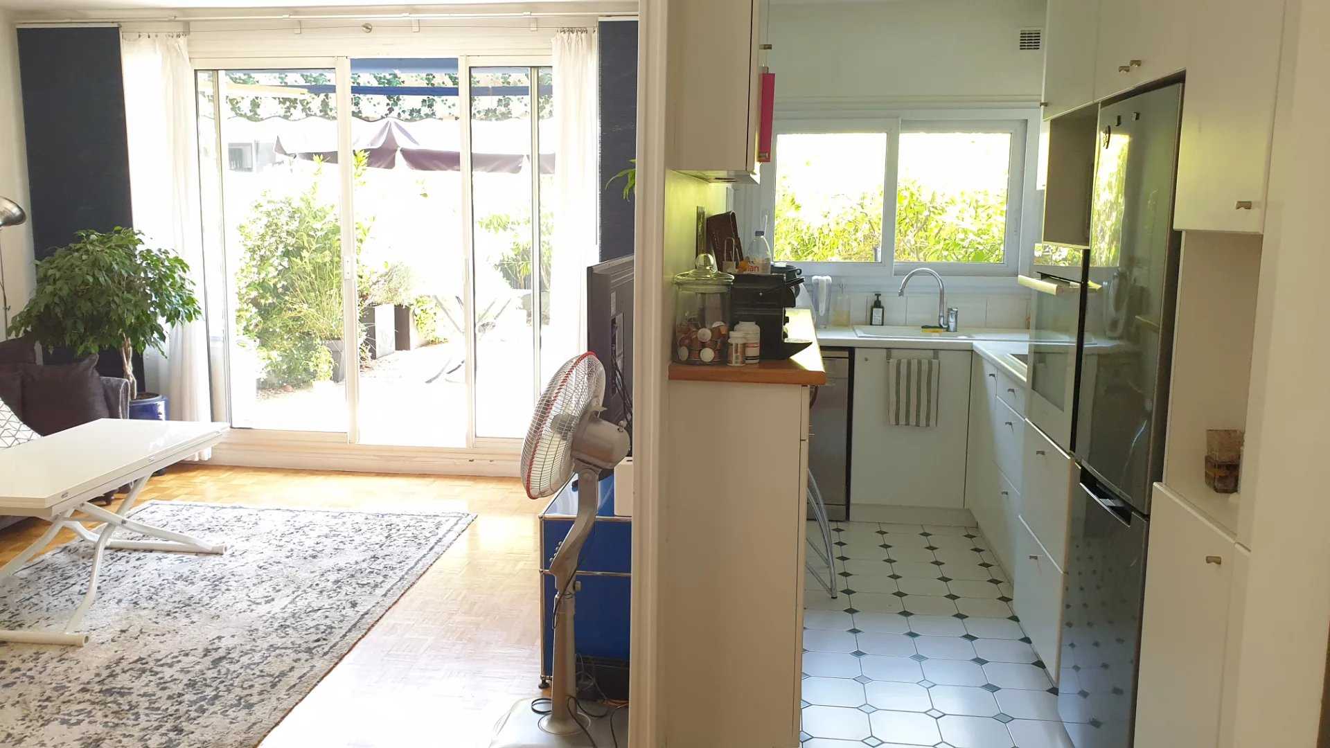 公寓 在 勒瓦卢瓦-佩雷, 法兰西岛 12341020