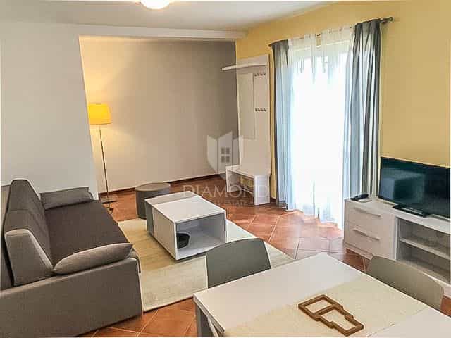 Condominium in Medulin, Istria County 12341625