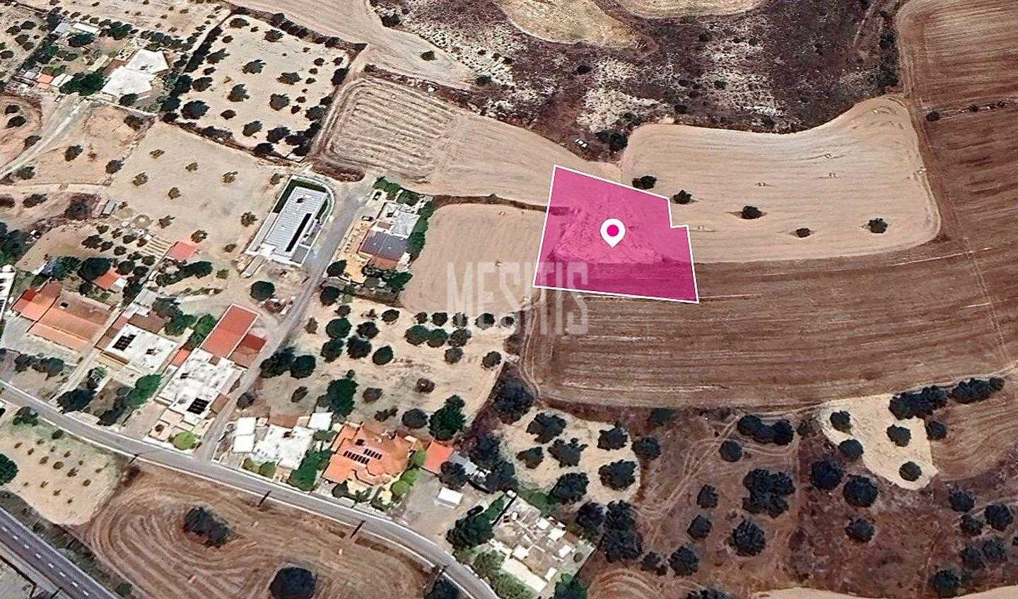 Land in Agia Varvara, Nicosia 12343665