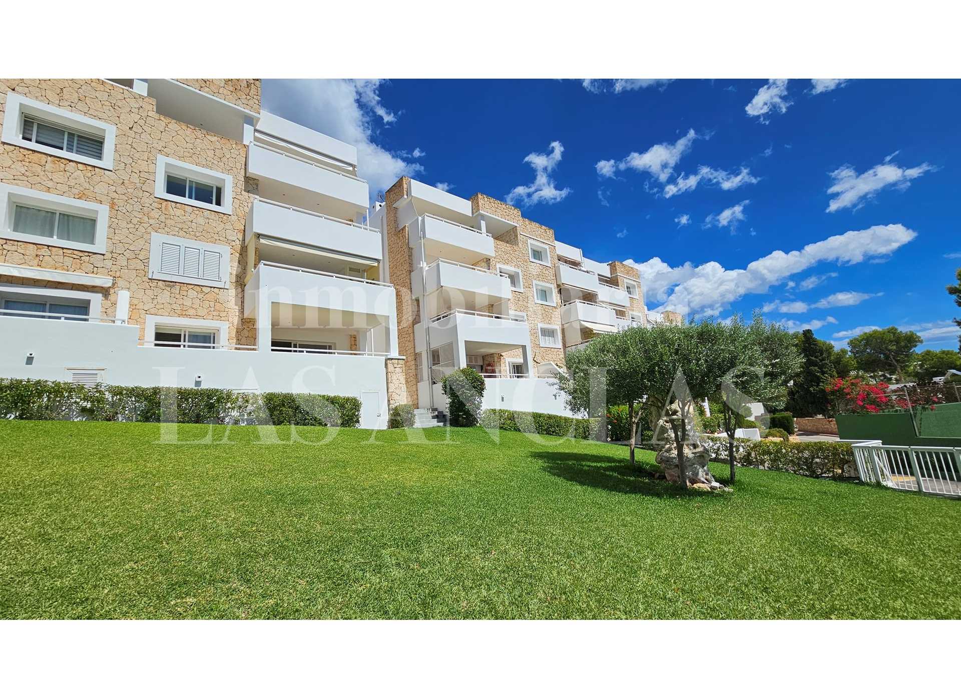 Condominium in Santa Eulalia del Río, De Balearen 12343908