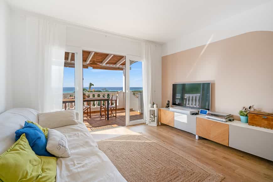 Condominium dans San Jaime Mediterráneo, Illes Balears 12344604