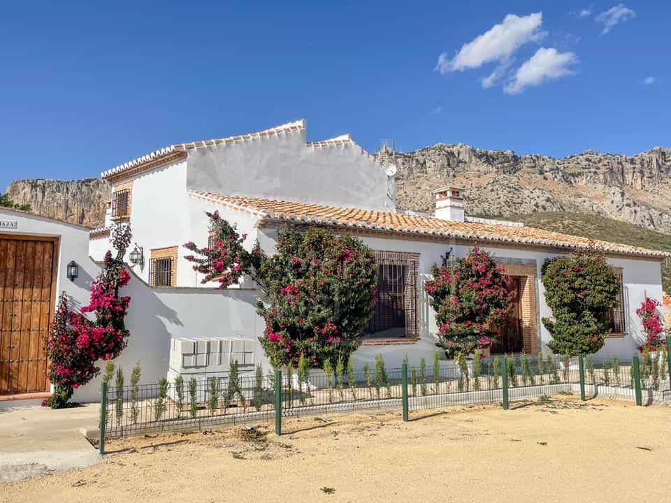 Dom w Villanueva de la Concepcion, Andaluzja 12344610