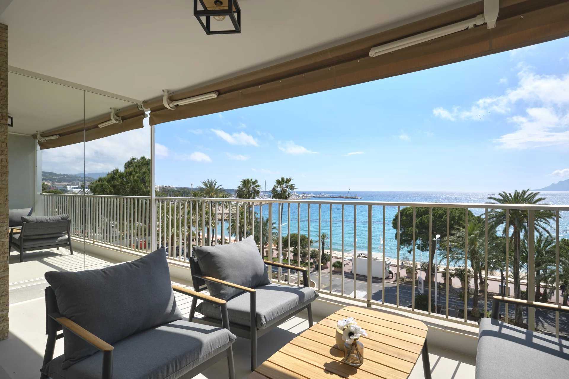 公寓 在 Cannes, Provence-Alpes-Côte d'Azur 12344667