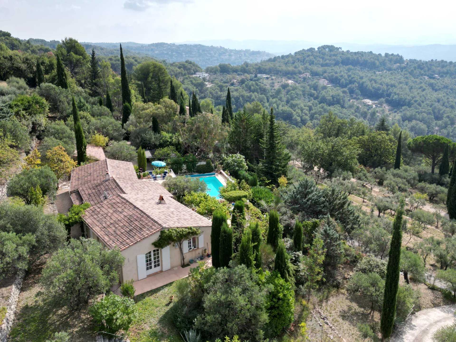 Будинок в Seillans, Provence-Alpes-Côte d'Azur 12344695