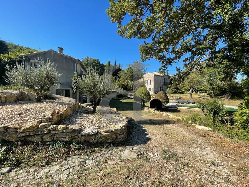 Annen i L'Isle-sur-la-Sorgue, Provence-Alpes-Côte d'Azur 12344831