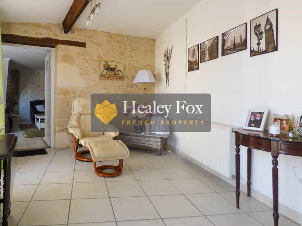 House in Pamproux, Nouvelle-Aquitaine 12345158