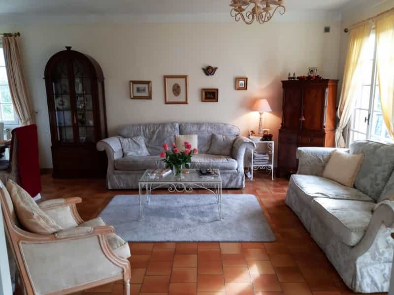 Rumah di Lannemezan, Occitanie 12345458