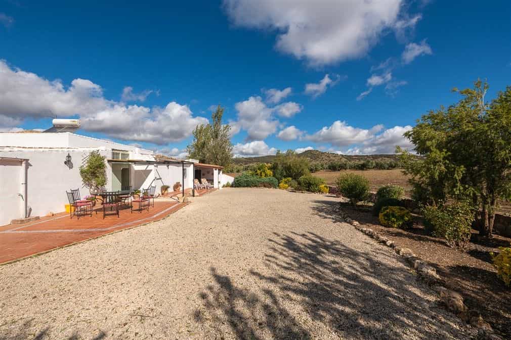 House in Archidona, Andalusia 12345660