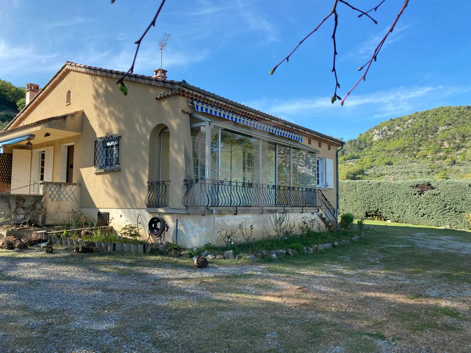 Casa nel Vaison-la-Romaine, Provenza-Alpi-Costa Azzurra 12345760