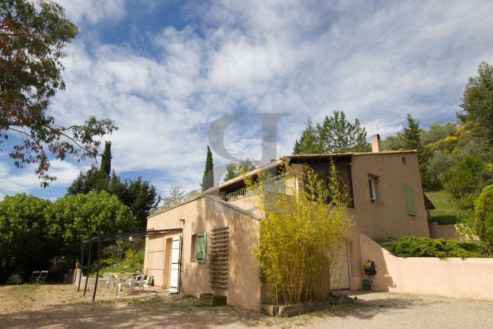 Casa nel Vaison-la-Romaine, Provence-Alpes-Côte d'Azur 12345769