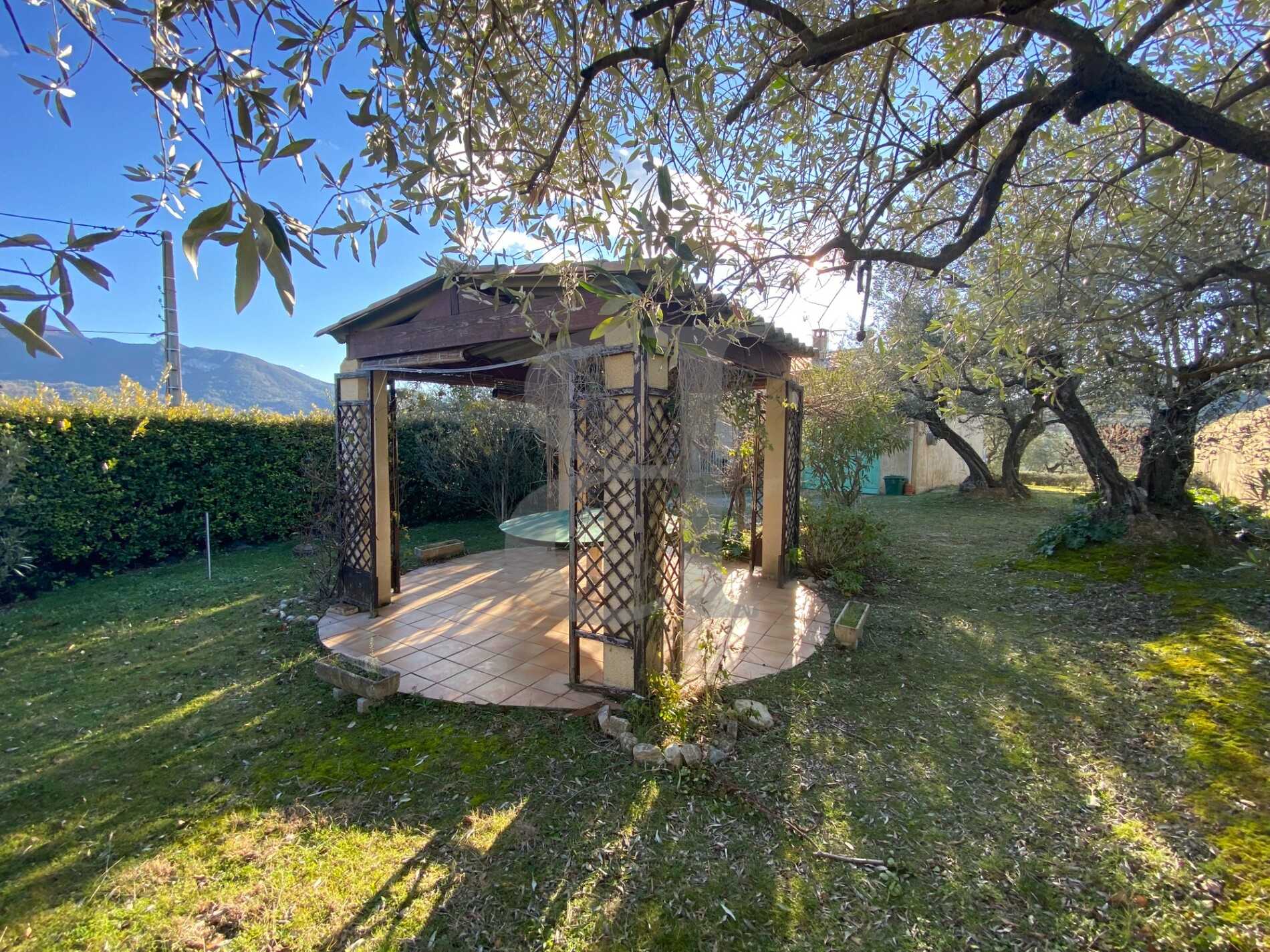 Casa nel Vaison-la-Romaine, Provenza-Alpi-Costa Azzurra 12345775