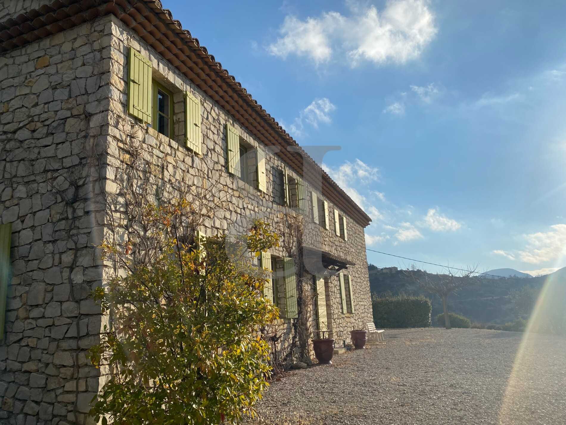 Casa nel Vaison-la-Romaine, Provenza-Alpi-Costa Azzurra 12345785