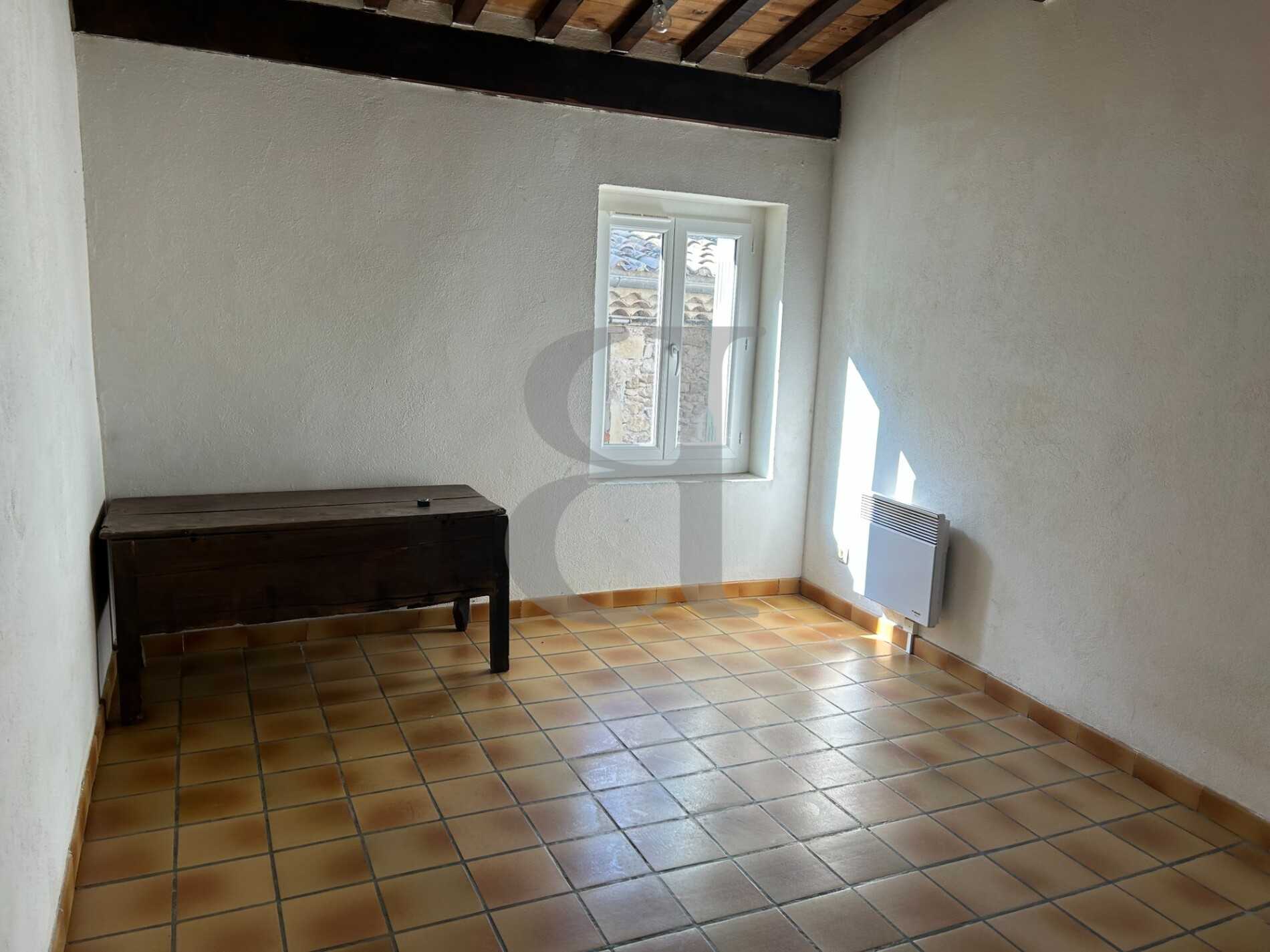Casa nel Vaison-la-Romaine, Provenza-Alpi-Costa Azzurra 12345803
