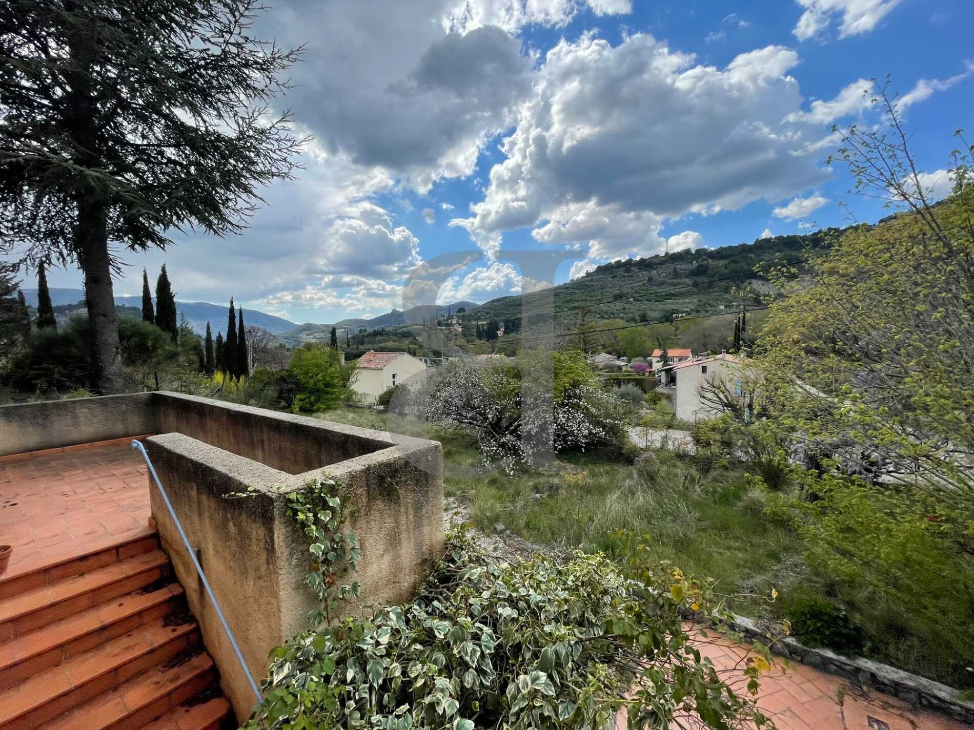 Casa nel Vaison-la-Romaine, Provence-Alpes-Côte d'Azur 12345815