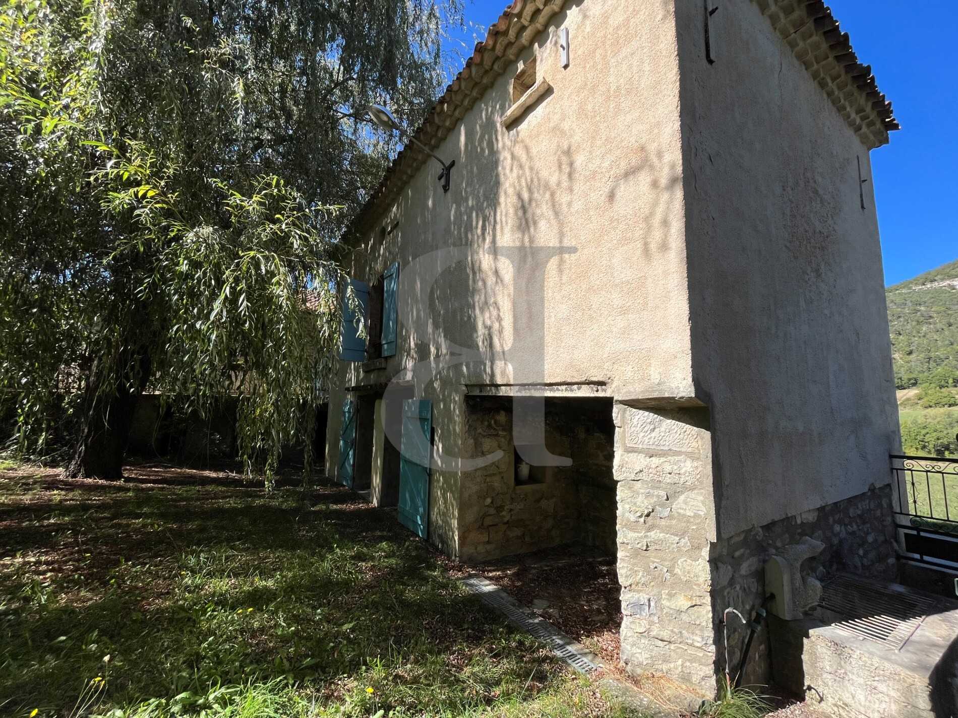 rumah dalam Vaison-la-Romaine, Provence-Alpes-Côte d'Azur 12345928