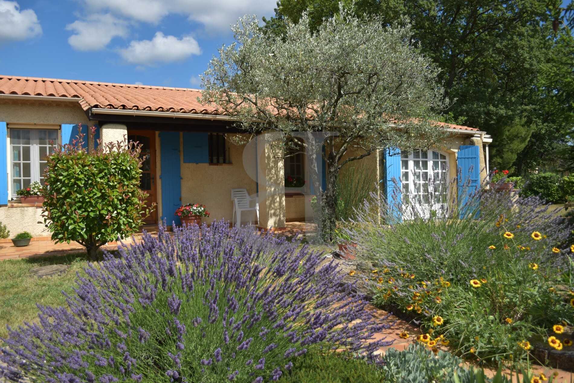 House in Vaison-la-Romaine, Provence-Alpes-Cote d'Azur 12345943