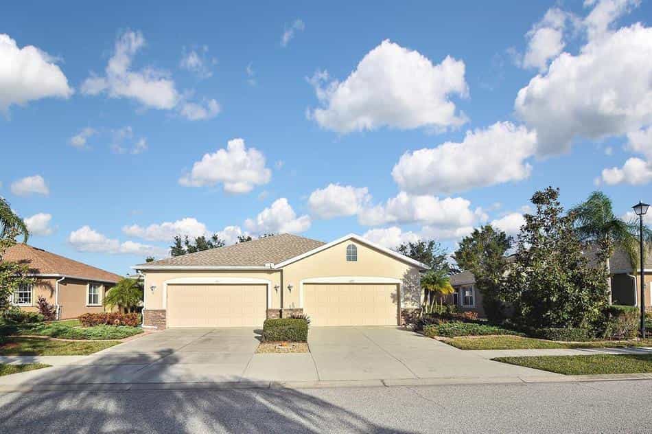 House in Manasota, Florida 12347192