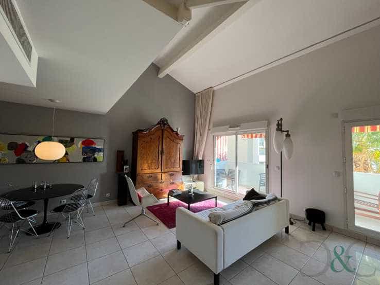 公寓 在 Le Lavandou, Provence-Alpes-Cote d'Azur 12347783
