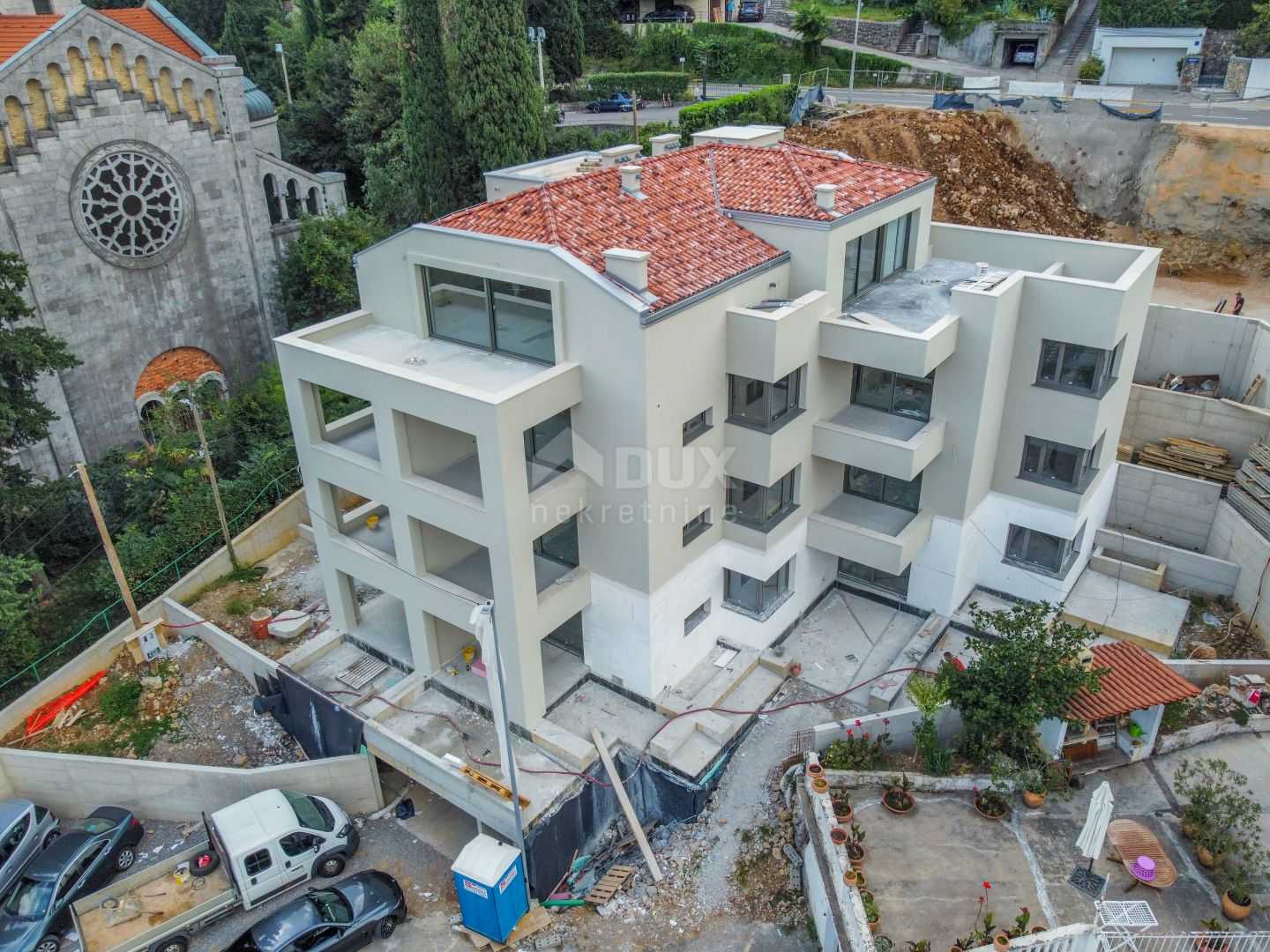 Condominium in Opatija, Primorje-Gorski Kotar County 12348289