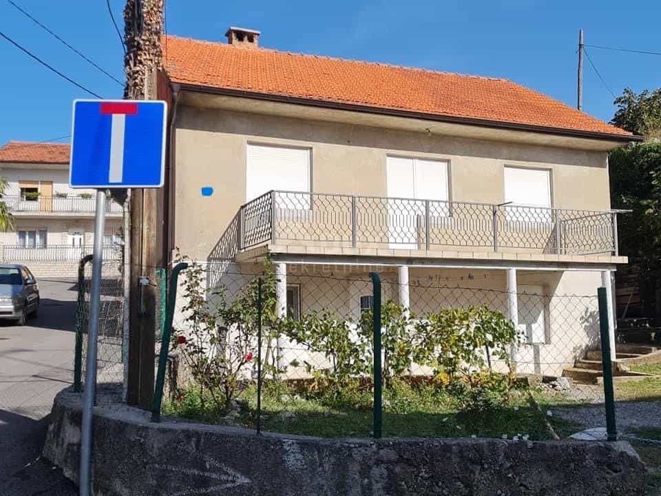 房子 在 Rijeka, Primorsko-goranska županija 12348319