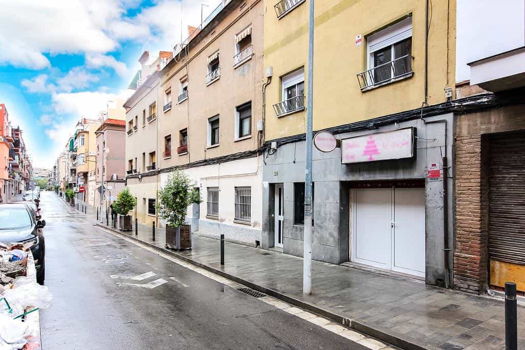 Eigentumswohnung im San Baudilio de Llobregat, Katalonien 12348492