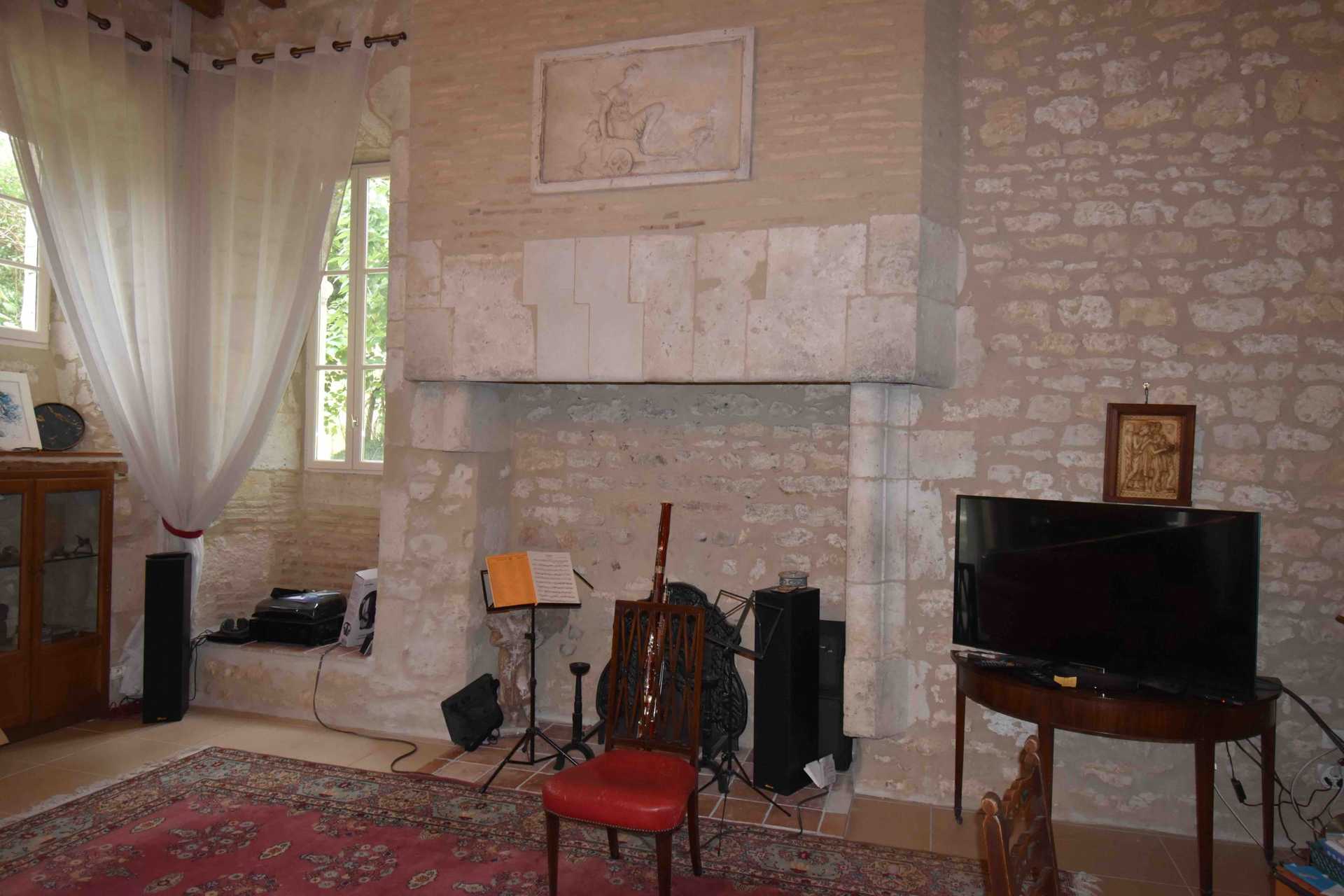 σπίτι σε Cahuzac, Nouvelle-Aquitaine 12350088
