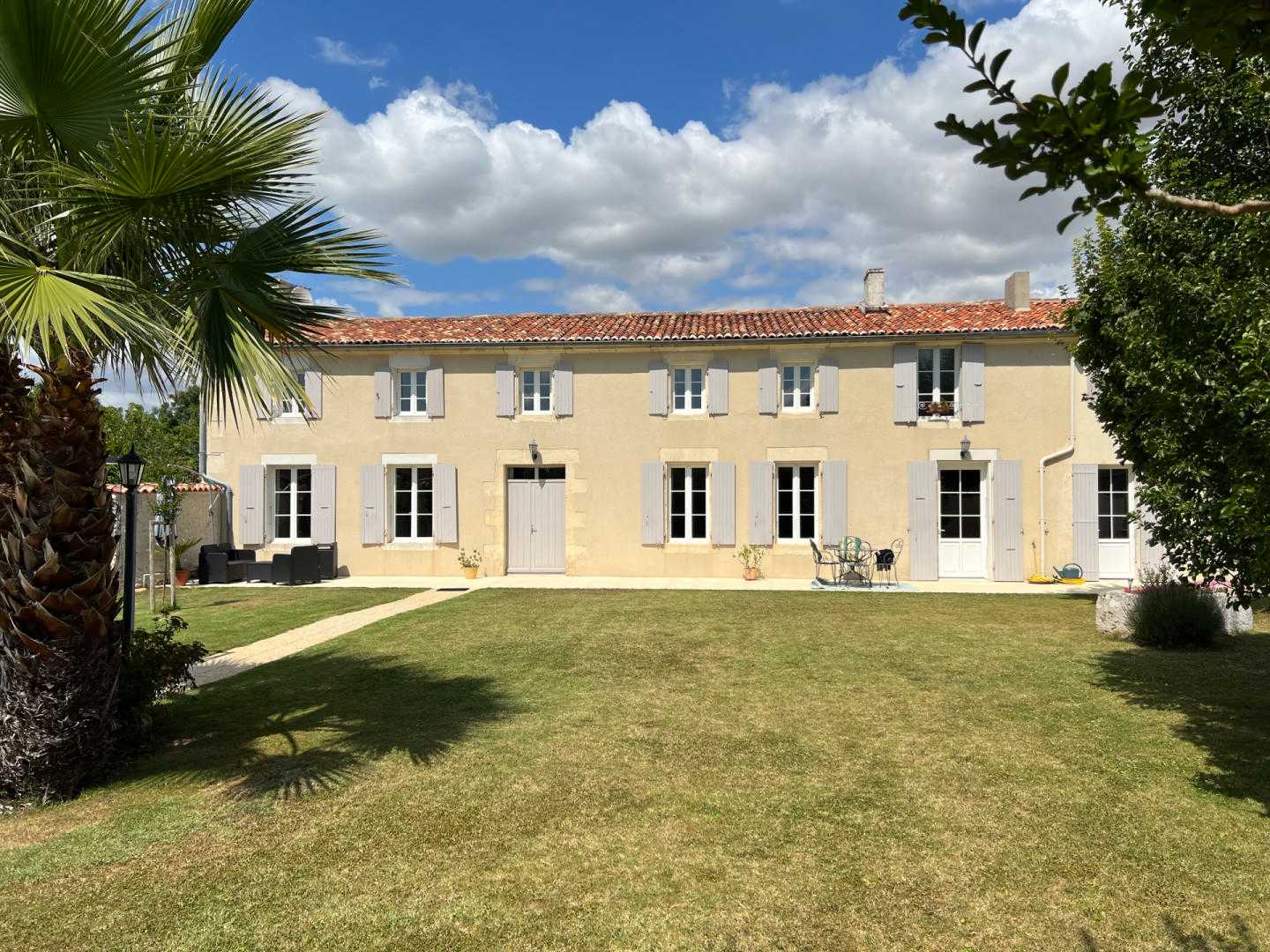House in Juicq, Nouvelle-Aquitaine 12350497