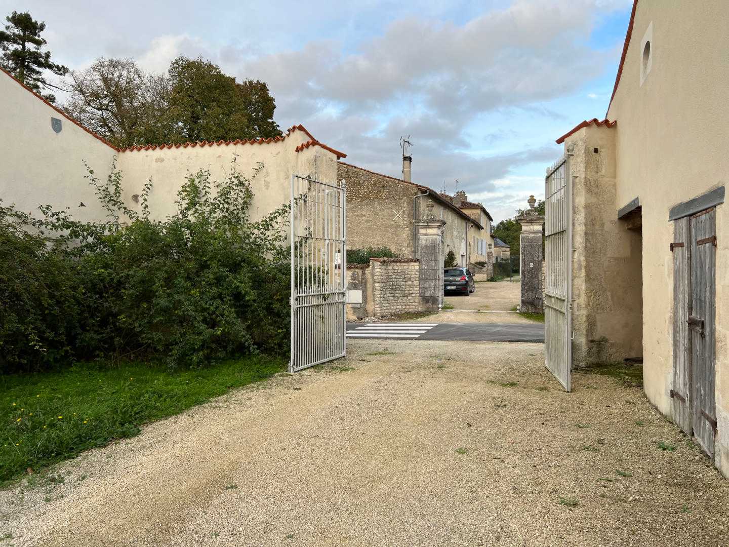 casa en Saint-Savinien, Nouvelle-Aquitaine 12350499