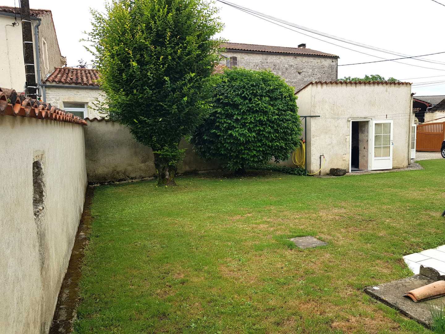 بيت في Mazeray, Nouvelle-Aquitaine 12350503