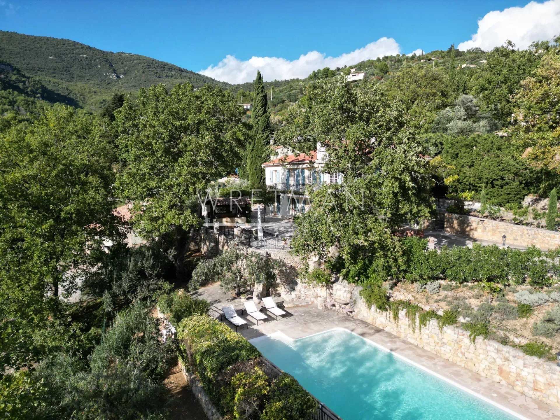Huis in Seillans, Provence-Alpes-Côte d'Azur 12351337
