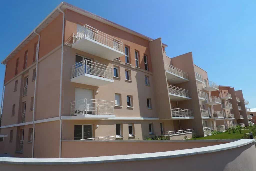 Condominium dans Montélimar, Auvergne-Rhône-Alpes 12351342
