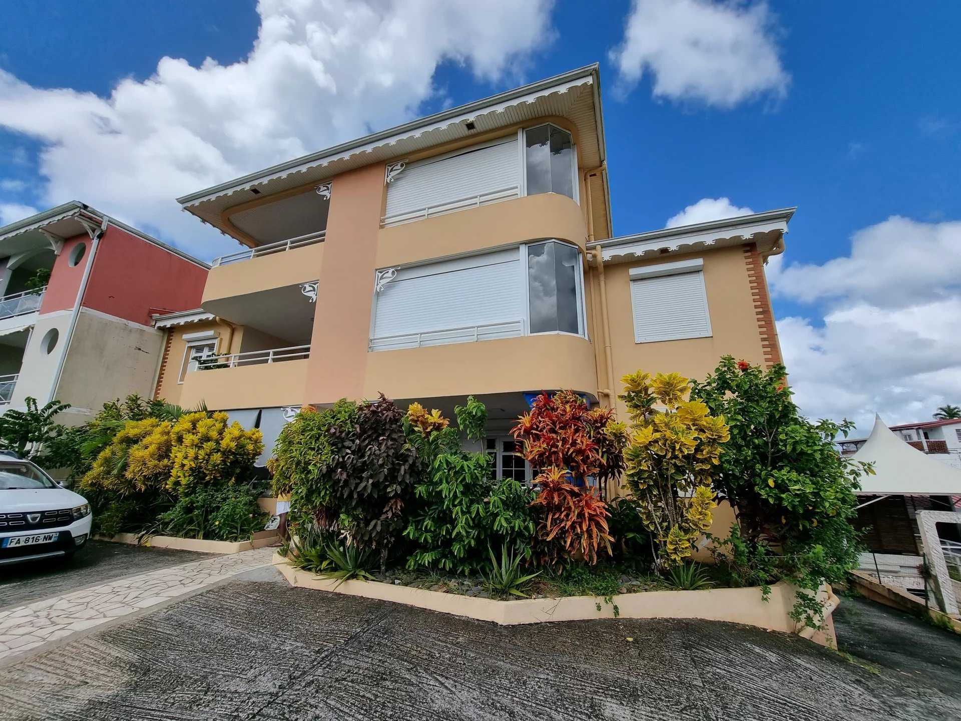 Condominium in Les Trois-Îlets, Martinique 12351355